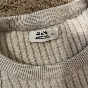 Beige ribbed Arden sweater! Never worn! Great condition
